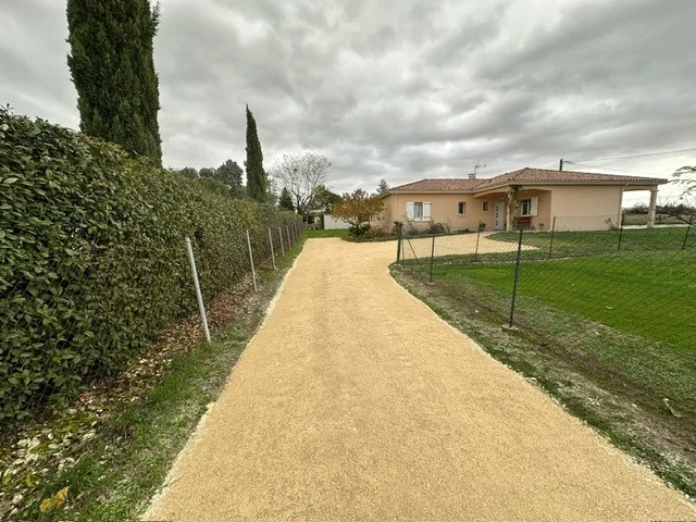 Empierrement construction allée parking ou route NCS Travaux Publics